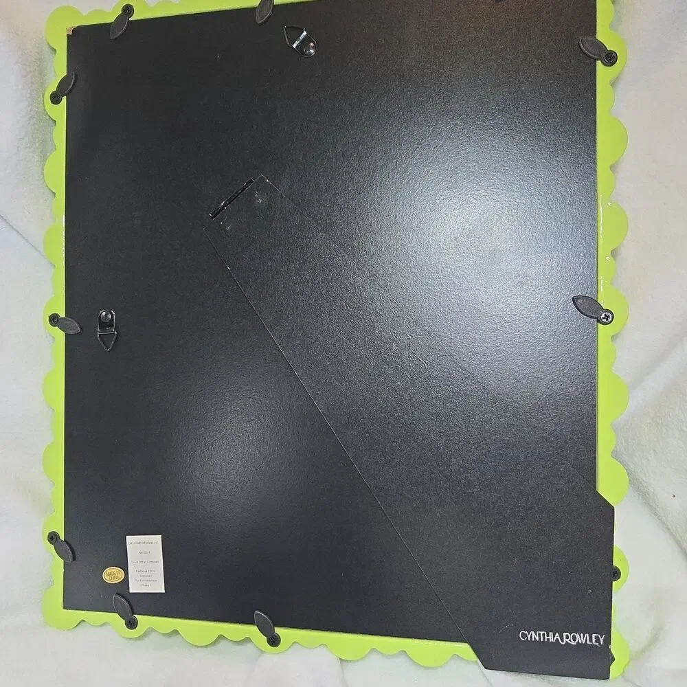 Cynthia Rowley Lime Green Picture Frame Featurine 9 2x3 Cutouts